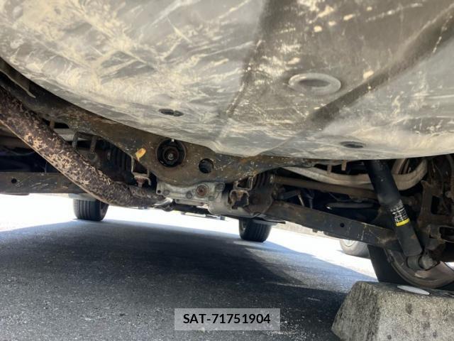 Nissan X-TRAIL 2011-08 8211156-11