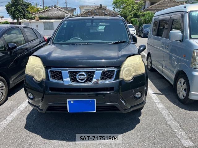 Nissan X-TRAIL 2011-08 8211156-1