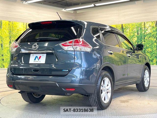 Nissan X-TRAIL 2014-09 8211151-16