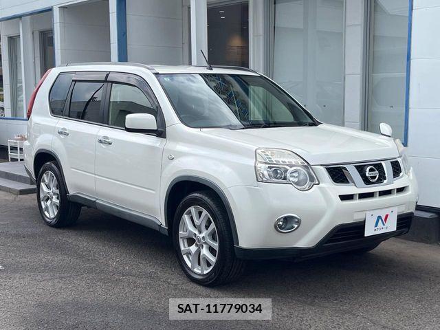 Nissan X-TRAIL 2013-07 8211153-15