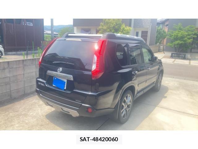 Nissan X-TRAIL 2013-09 8211155-9