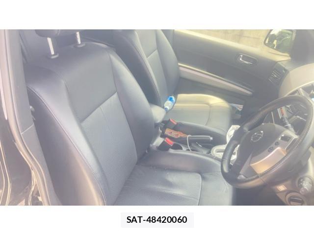 Nissan X-TRAIL 2013-09 8211155-15
