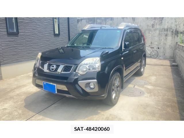 Nissan X-TRAIL 2013-09 8211155-1