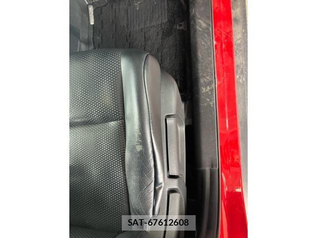 Nissan X-TRAIL 2015-02 8232533-15