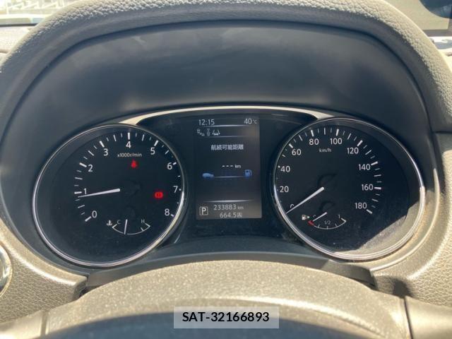 Nissan X-TRAIL 2015-02 8232535-14