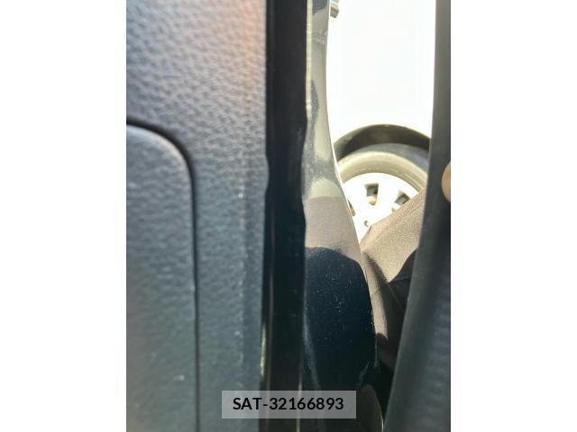 Nissan X-TRAIL 2015-02 8232535-22