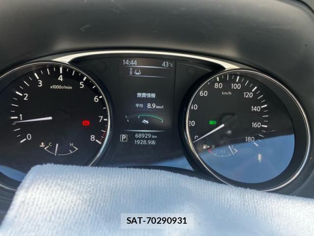 Nissan X-TRAIL 2015-04 8232531-19