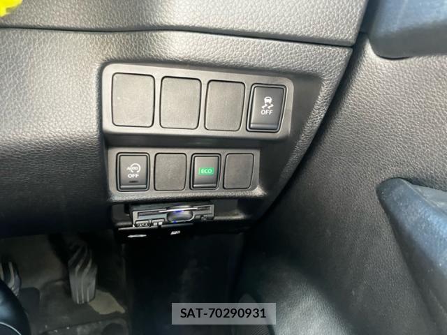 Nissan X-TRAIL 2015-04 8232531-20