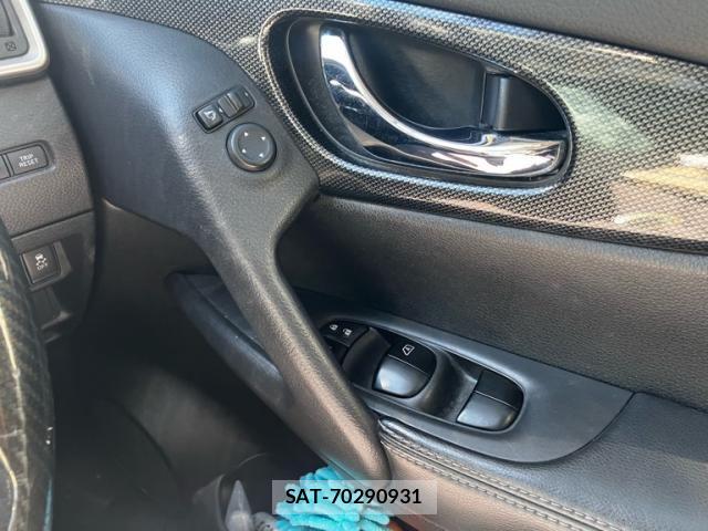 Nissan X-TRAIL 2015-04 8232531-21