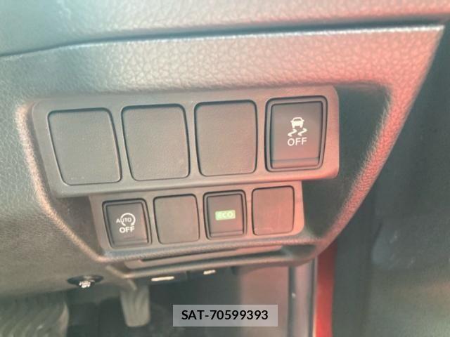 Nissan X-TRAIL 2014-03 8232534-12