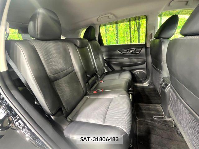 Nissan X-TRAIL 2018-03 8232528-9