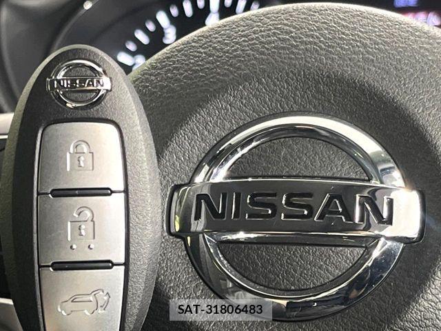 Nissan X-TRAIL 2018-03 8232528-6