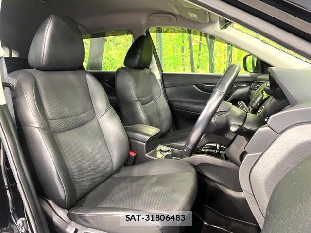 Nissan X-TRAIL 2018-03 8232528-8