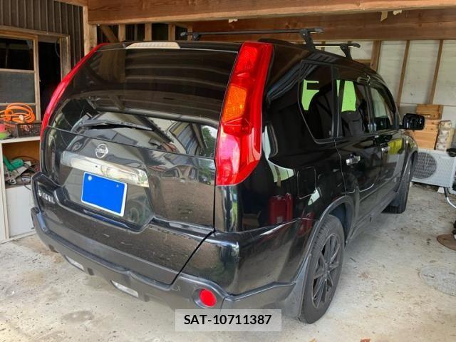 Nissan X-TRAIL 2010-01 8232538-1