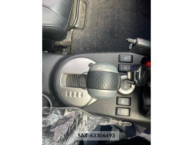 Nissan X-TRAIL 2012-09 8232536-17