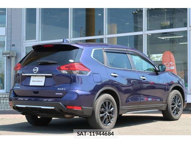 Nissan X-TRAIL 2022-08 8232526-1