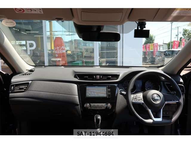 Nissan X-TRAIL 2022-08 8232526-8