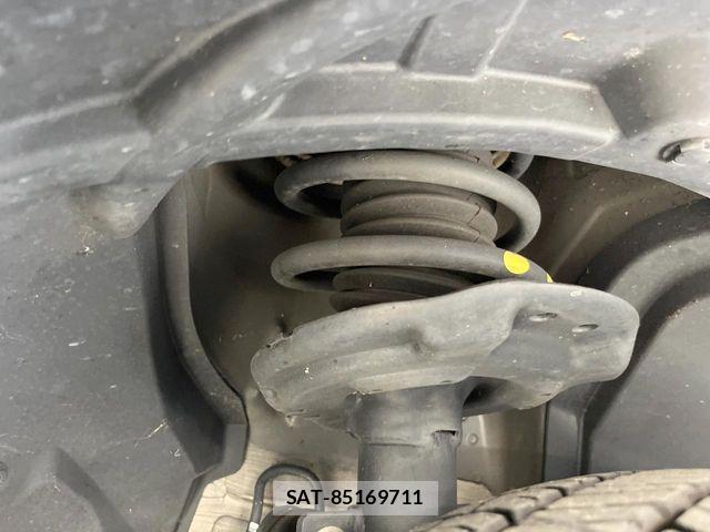 Nissan X-TRAIL 2022-07 8232518-19