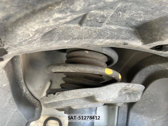 Nissan X-TRAIL 2019-09 8232525-19