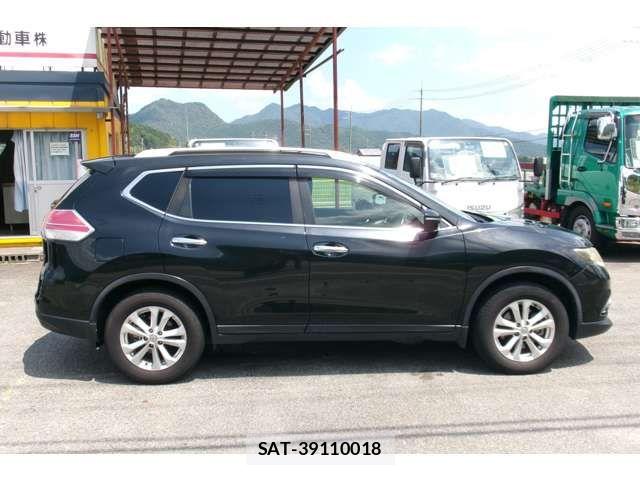 Nissan X-TRAIL 2016-09 8232532-3