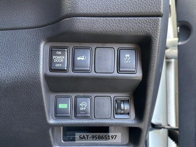 Nissan X-TRAIL 2017-12 8247252-13