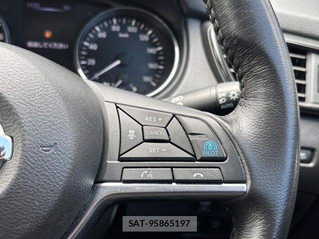 Nissan X-TRAIL 2017-12 8247252-15
