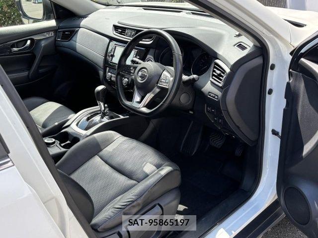 Nissan X-TRAIL 2017-12 8247252-3