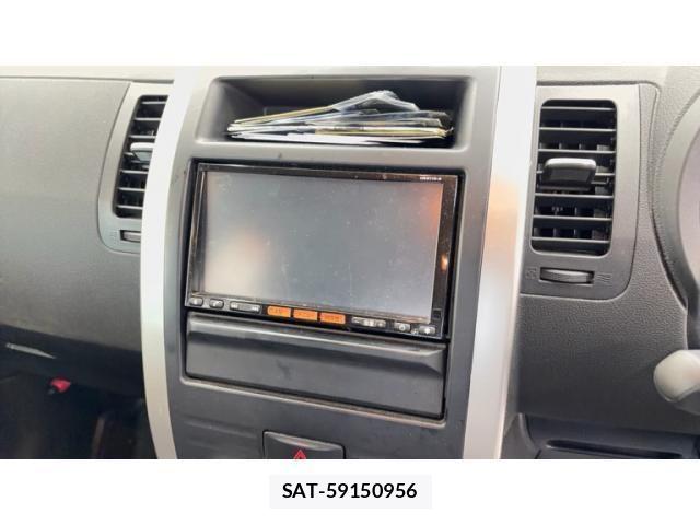 Nissan X-TRAIL 2011-11 8247258-12