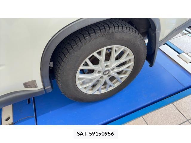 Nissan X-TRAIL 2011-11 8247258-3
