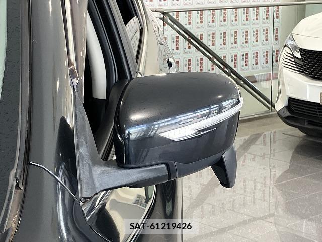 Nissan X-TRAIL 2015-07 8247249-28