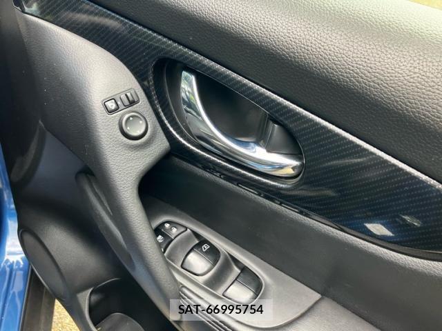 Nissan X-TRAIL 2017-09 8247257-10