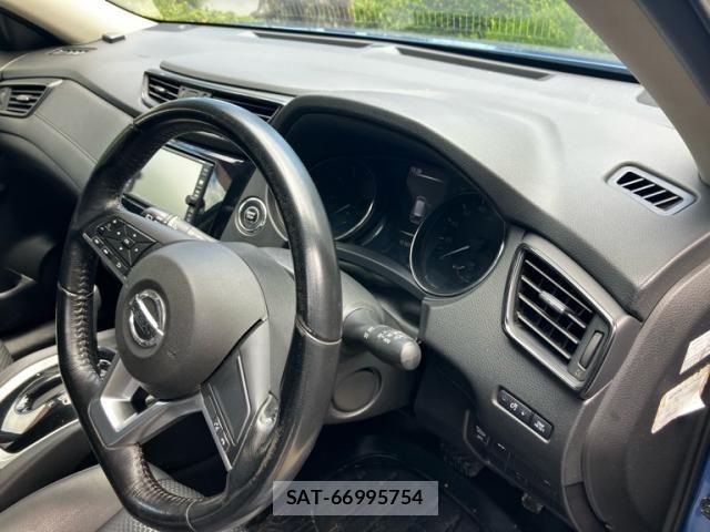 Nissan X-TRAIL 2017-09 8247257-11