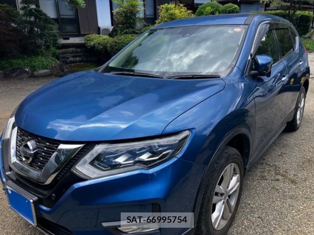 Nissan X-TRAIL 2017-09 8247257-1