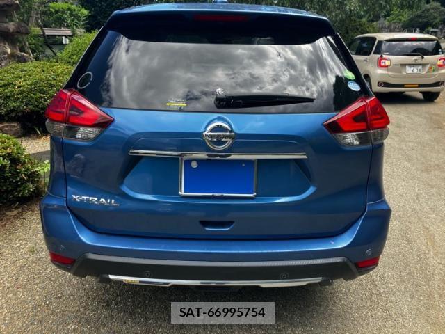 Nissan X-TRAIL 2017-09 8247257-3