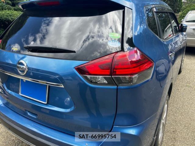Nissan X-TRAIL 2017-09 8247257-5