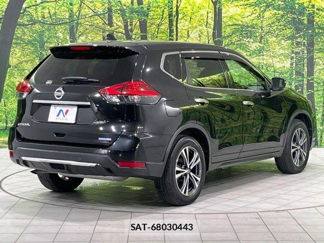 Nissan X-TRAIL 2019-02 8247248-17
