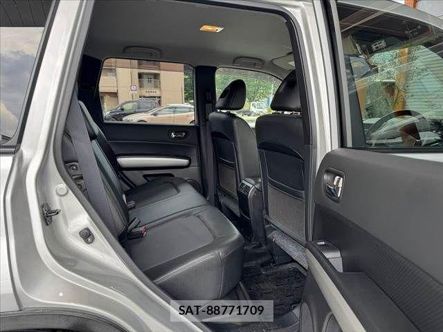 Nissan X-TRAIL 2012-03 8247256-16