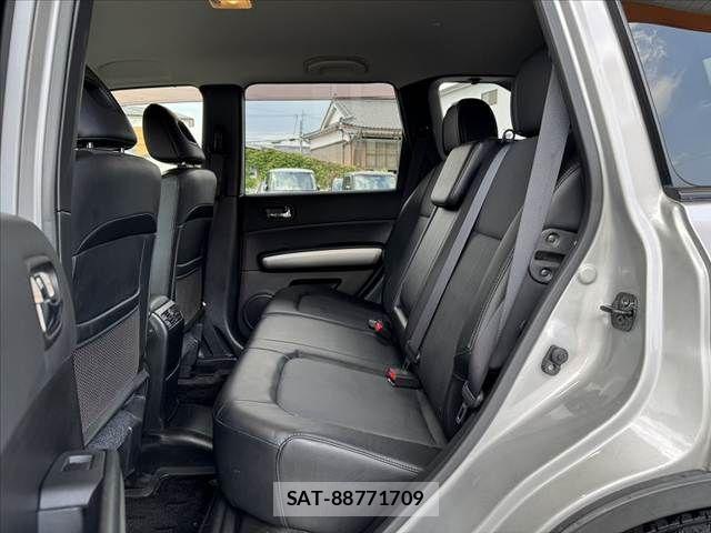 Nissan X-TRAIL 2012-03 8247256-18