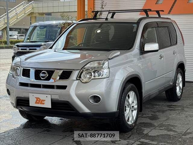 Nissan X-TRAIL 2012-03 8247256-7