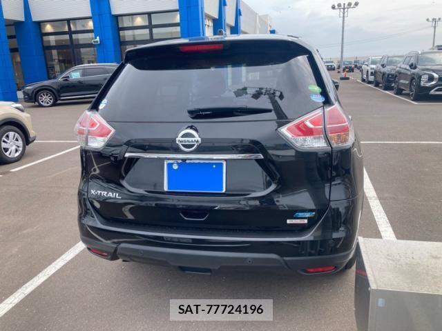 Nissan X-TRAIL 2016-05 8247259-3