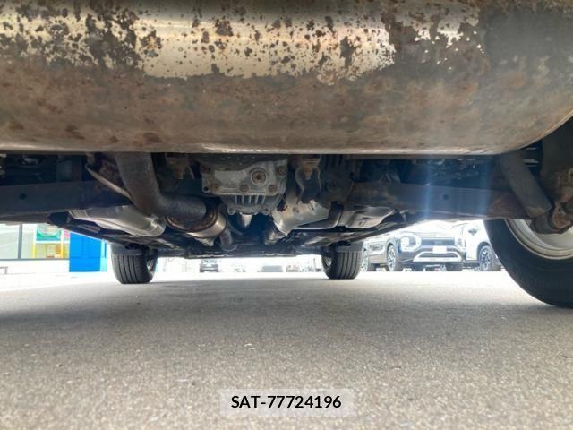 Nissan X-TRAIL 2016-05 8247259-6