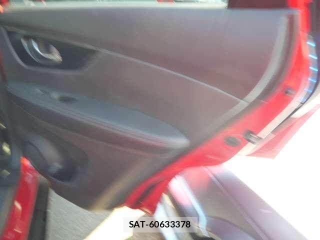 Nissan X-TRAIL 2016-01 8247255-12