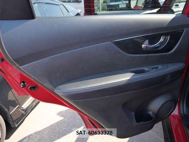 Nissan X-TRAIL 2016-01 8247255-14
