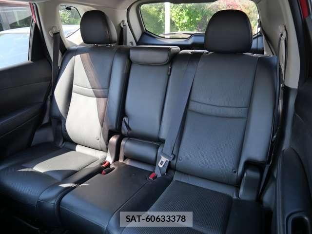Nissan X-TRAIL 2016-01 8247255-17