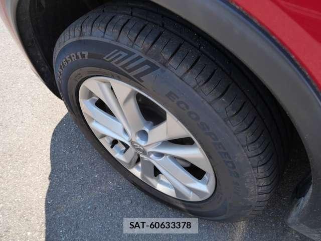 Nissan X-TRAIL 2016-01 8247255-8