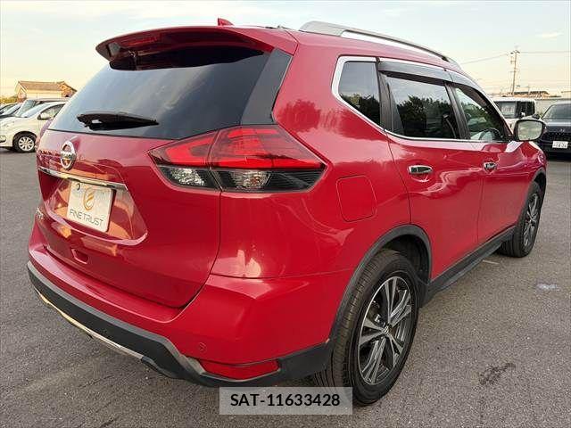 Nissan X-TRAIL 2018-09 8247250-17