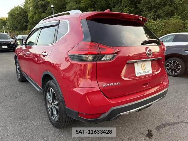 Nissan X-TRAIL 2018-09 8247250-19