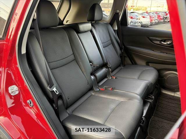 Nissan X-TRAIL 2018-09 8247250-8