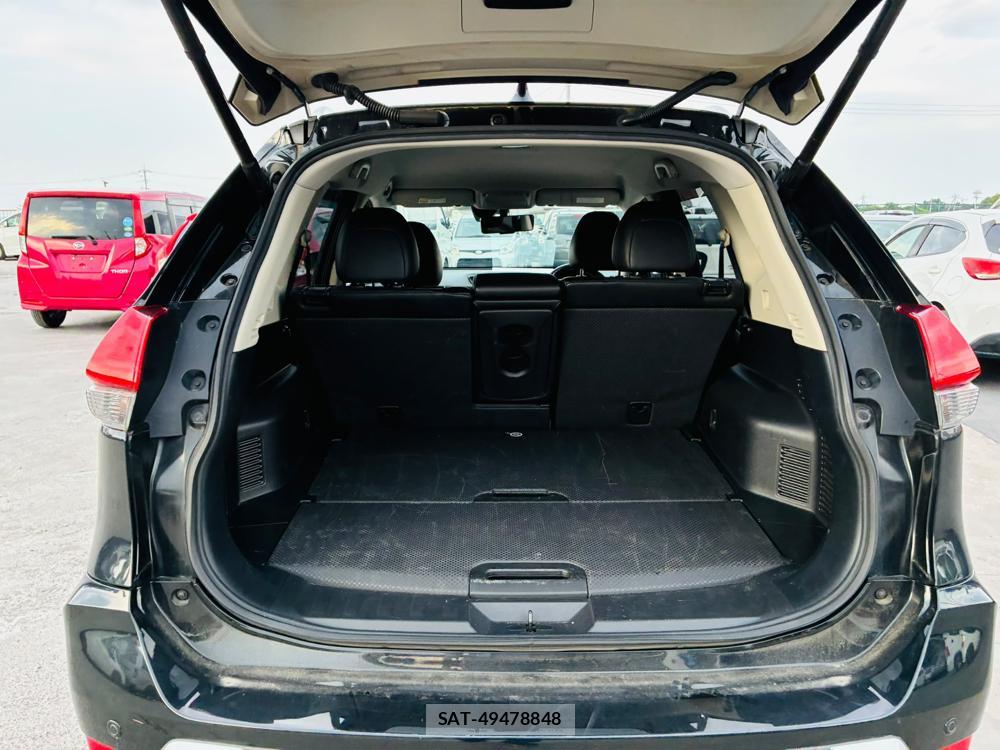 Nissan X-TRAIL 2019/02 8173290-24