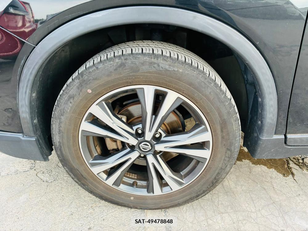Nissan X-TRAIL 2019/02 8173290-28